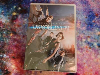 Outolintu-sarja - Uskollinen (DVD)
