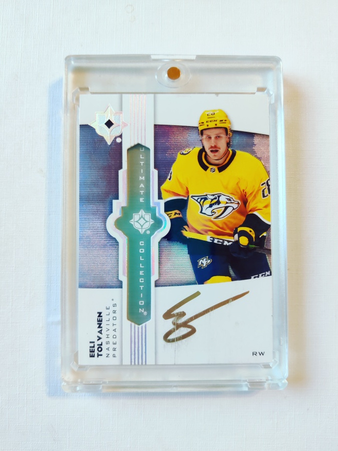 Eeli Tolvanen - 22-23 Ultimate Retro Signatures