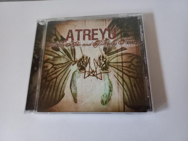 ATREYU: SUICIDE NOTES AND BUTTERFLY KISSES