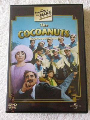 THE COCOANUTS (DVD) KOOKOSPÄHKINÖITÄ