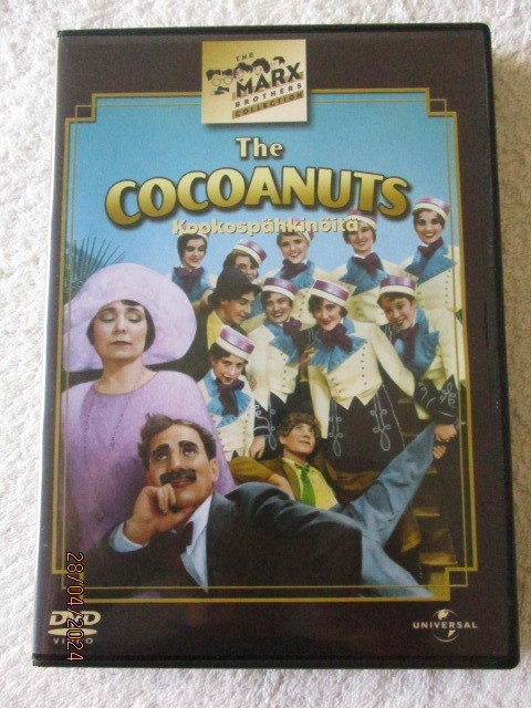 THE COCOANUTS (DVD) KOOKOSPÄHKINÖITÄ