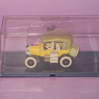TINTTI KONGOSSA -KERÄILYAUTO - pikkukuva 1