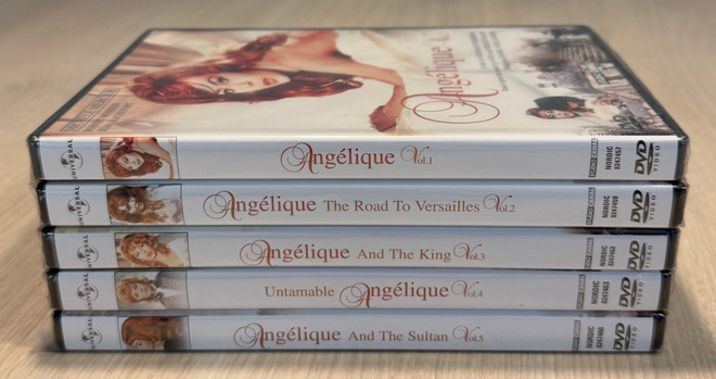 Angelika (1964-1968) Michèle Mercier (5DVD) *UUSI*