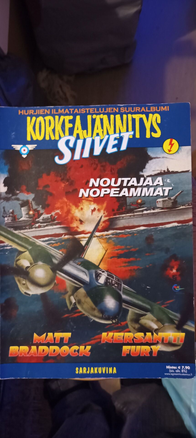 Kolme Korkeajännitys suuralbumia