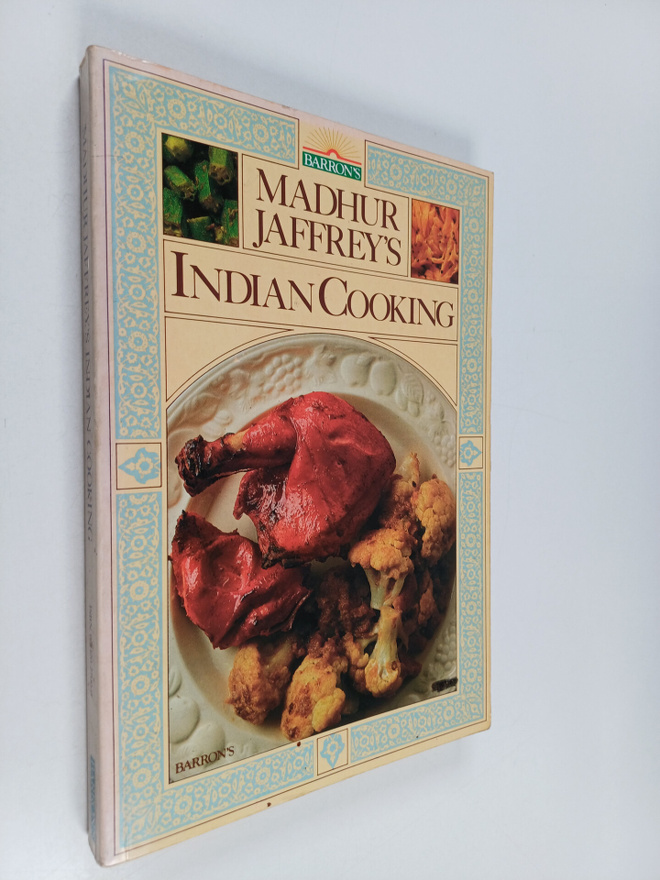 Madhur Jaffrey : Madhur Jaffrey's Indian Cooking