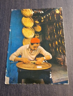 TUNIS: Artisan ciseleur + 2 tunisialaista postimerkkiä