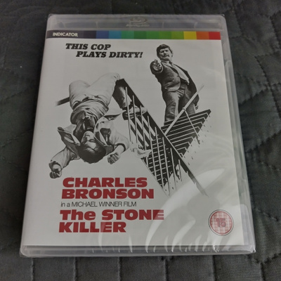 Stone Killer - Teilaaja Blu-ray **muoveissa**