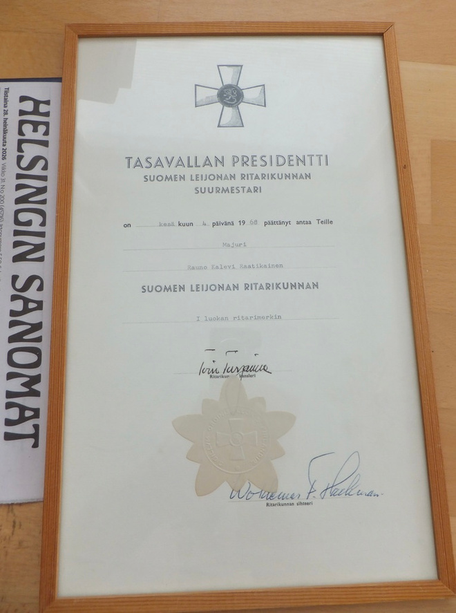 VANHA Luovari Suuomem Leijonan Ritarimerkki 1 lk 1968