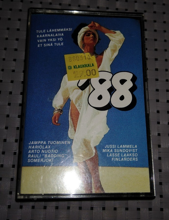 ´88 C-KASETTI 1988 TAK-88 ERI ESITTÄJIÄ
