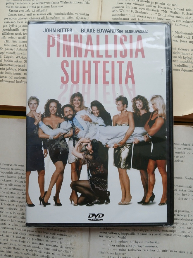 Pinnallisia suhteita (UUSI DVD)