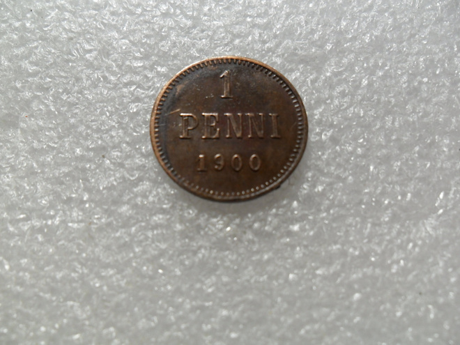 1  penni  1900  kulkematon . hieman patinoitunut,