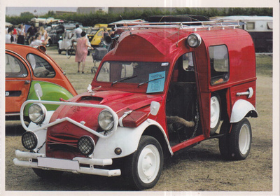 Auto. Citroen 2 CV. foto Josef Bieker e104