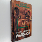 Christine Pullein-Thompson : Hevosten turvapaikka vaarassa - pikkukuva 1