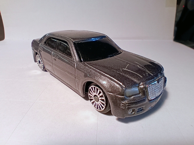 Chrysler 300C Helmi Maisto