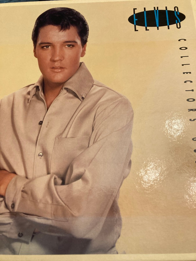 ELVIS COLLECTORS GOLD