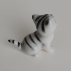 BONE CHINA  KISSA-FIGUURI, Posliinia, koko 3,8 x 3,5 cm - pikkukuva 2