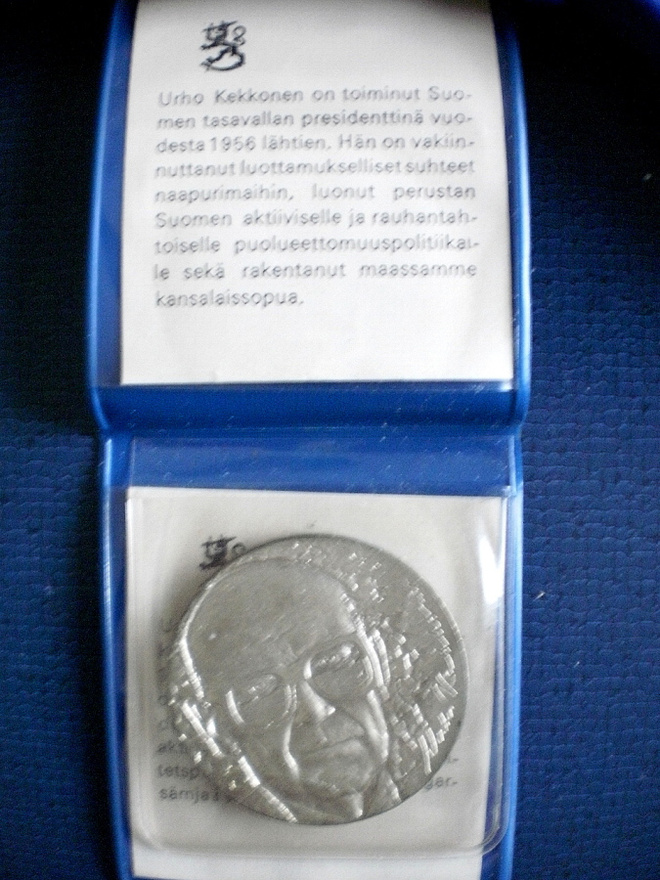 10 mk Kekkonen v. 1975 Hopea Juhlaraha