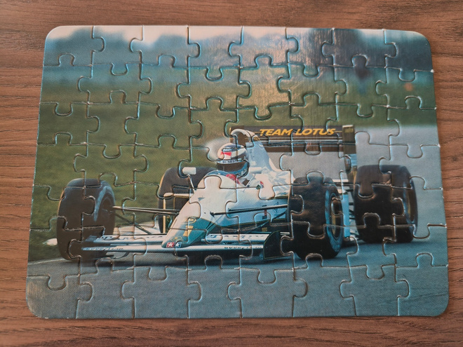 VANHA MIKA HÄKKINEN (LOTUS) VINTAGEPALAPELI