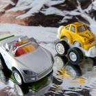 Kaksi vetoautoa 1980-luku - pikkukuva 1
