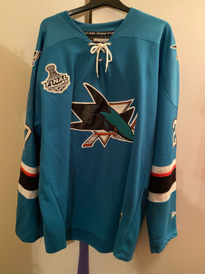 Joonas Donskoi San Jose Sharks NHL pelipaita