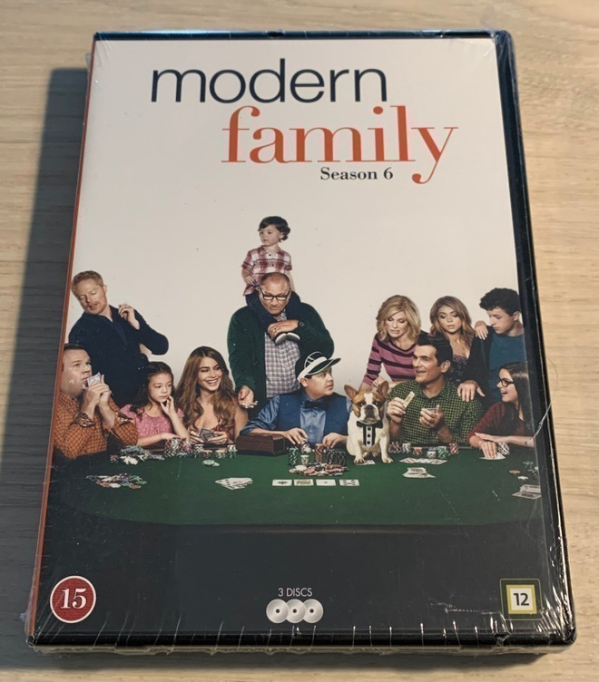 Moderni perhe (Modern Family): Kausi 6 (3DVD) *UUSI*