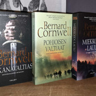 Bernard Cornwell x3 - Historiallinen romaani - pikkukuva 1