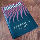 Henning Mankell: Kennedyn Aivot - pikkukuva 1