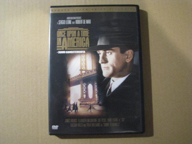ONCE UPON A TIME IN AMERICA - Suuri Gansterisota (RobDeniro)