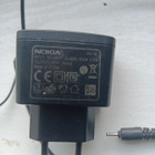 Nokia AC-3E vanha laturi, pieni 2mm plug. - pikkukuva 2