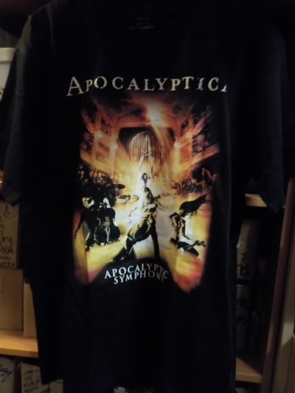 APOCALYPTICA KIERTUE PAITA L-KOKO