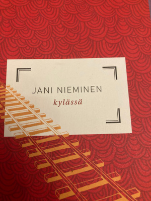 JANI NIEMINEN: KYLÄSSÄ