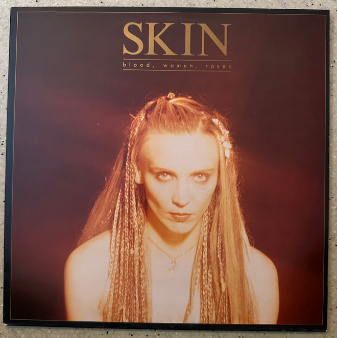 [LP] SKIN: BLOOD, WOMEN, ROSES