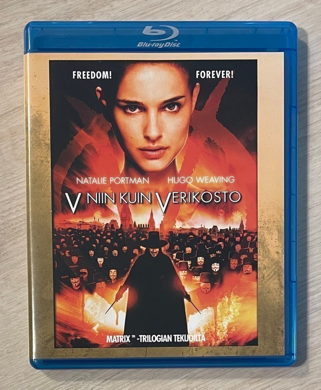 V niin kuin verikosto (2006) Natalie Portman & Hugo Weaving