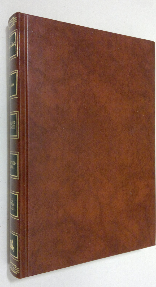 Kirjavaliot ; Francis, Clare : Yötaivas / Fish, Robert L....