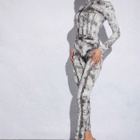 Denim/farkku -kuosinen jumpsuit kissapuku oloasu M ALE -9€ - pikkukuva 1