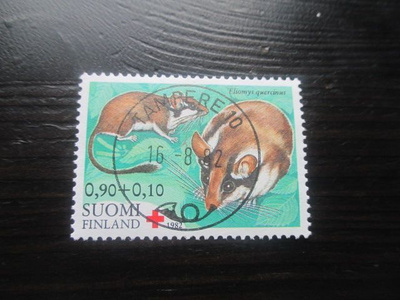 Punainen Risti 0,90+0,10mk 1982