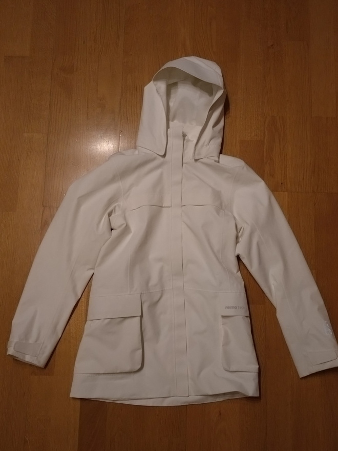 Reima Tec+ -takki, valkoinen 152 cm + hanskat