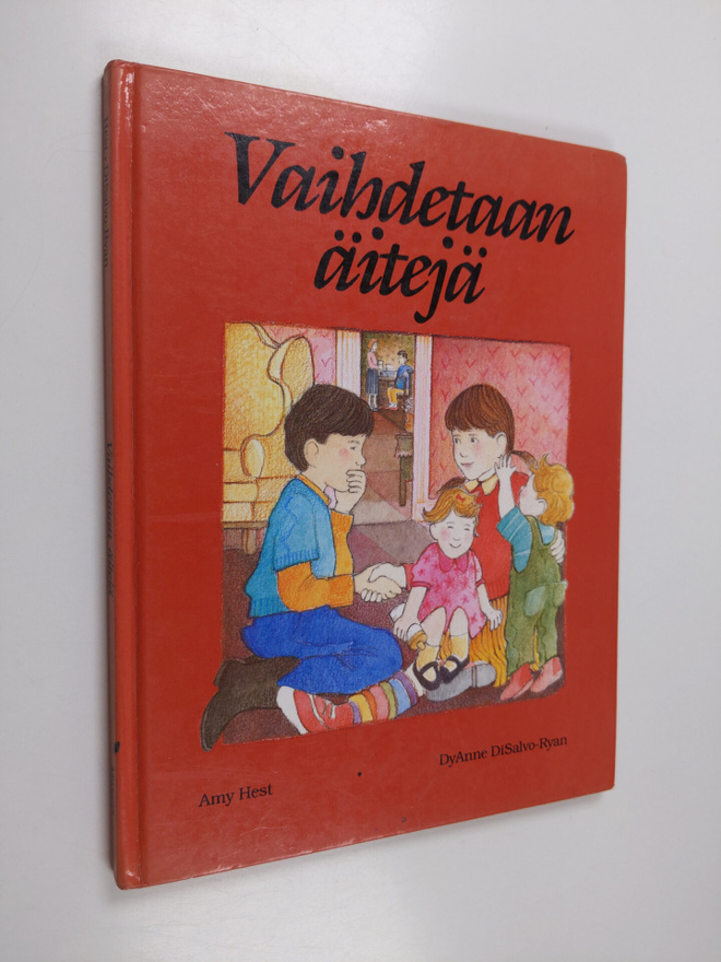 Amy Hest : Vaihdetaan äitejä