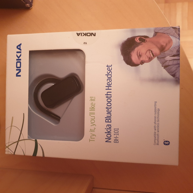 Nokia BT 101 BT avaamaton korvakuuloke