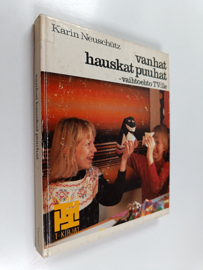 Karin Neuschutz : Vanhat hauskat puuhat : vaihtoehto TV:lle