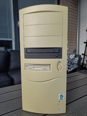 Abit BH6 ja Pentium III 500 Mhz