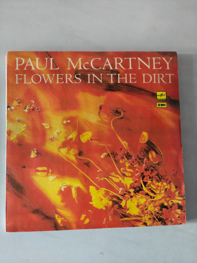 LP Paul McCartney/flowers in the dirt