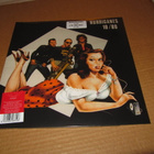 Hurriganes LP 10/80 v.2018 RED VINYL , SVART - pikkukuva 1
