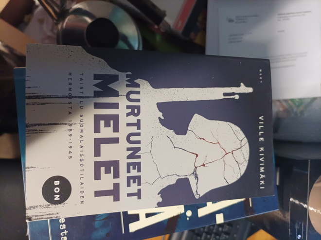 Ville Kivimäki Murtuneet mielet