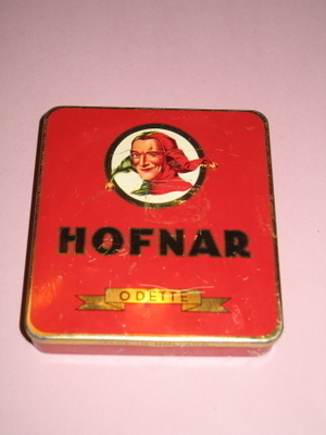 VANHA HOFNAR ODETTE -SIKARIRASIA