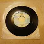 Päivi – Liljankukka / Johnny 7" orig 1977 Disco Iskelmä uusi - pikkukuva 1