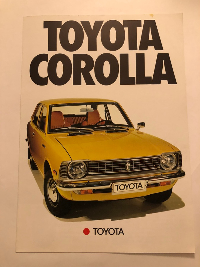 Myyntiesite - Toyota Corolla - 4/1976
