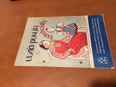 SAURIO: UUSIA PUKUJA VANHOISTA 1941