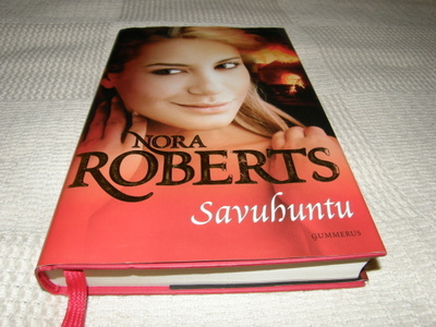 Nora Roberts Savuhuntu -sid