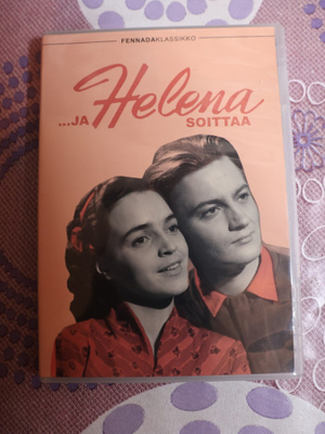 ...ja Helena soittaa DVD